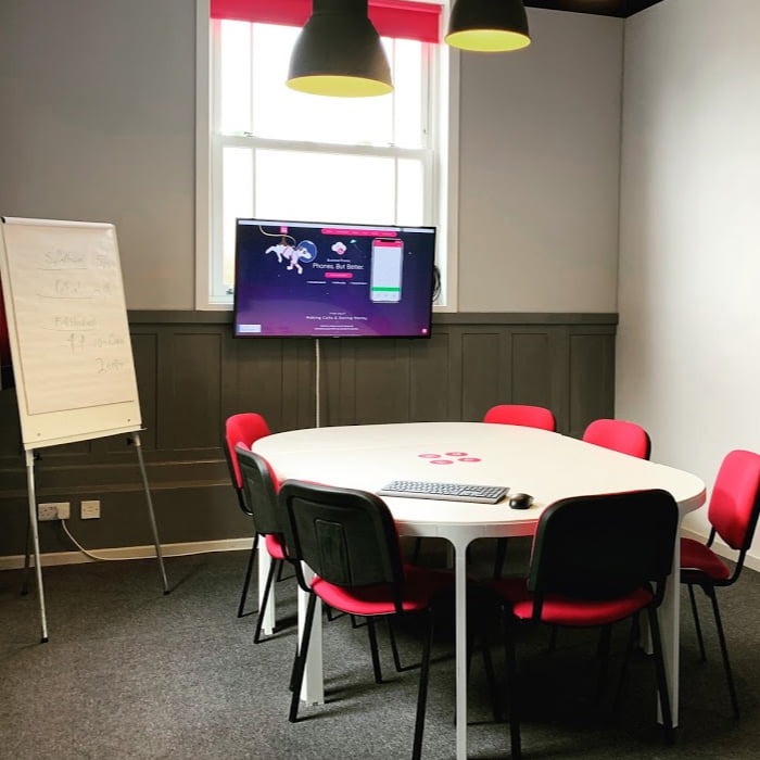 Hire a small meeting room in Nottingham